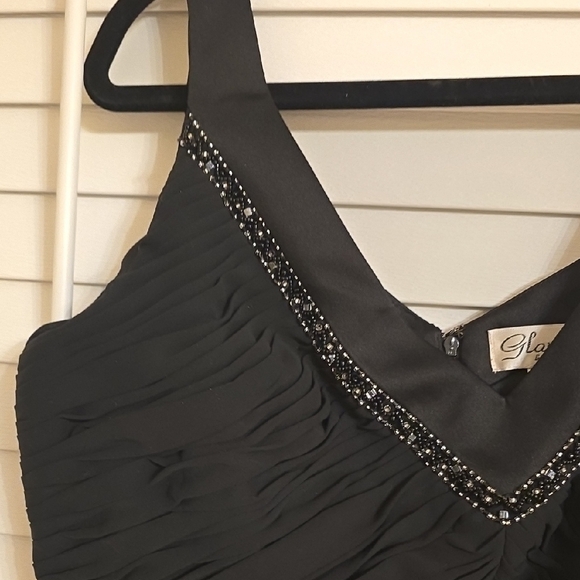 Black Sleeveless Embellished Bustier Tank Top - Picture 3 of 16